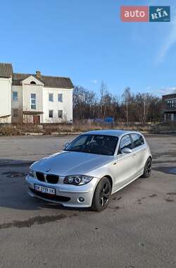 BMW 1 Series  2005
