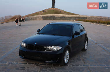 BMW 1 Series  2011