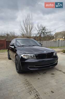 BMW 1 Series  2011