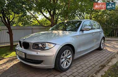 BMW 1 Series  2011