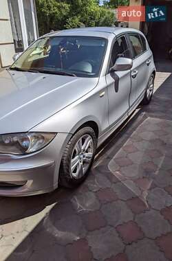 BMW 1 Series  2011