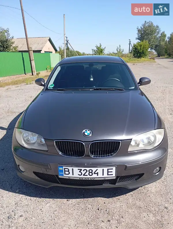 BMW 1 Series 2005