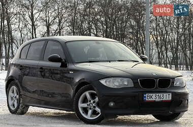 BMW 1 Series  2005