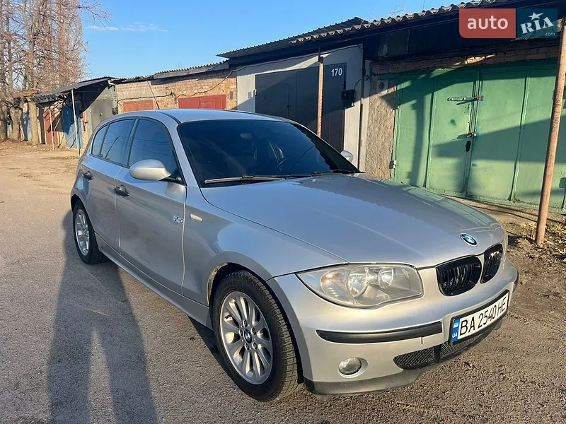 BMW 1 Series 2005