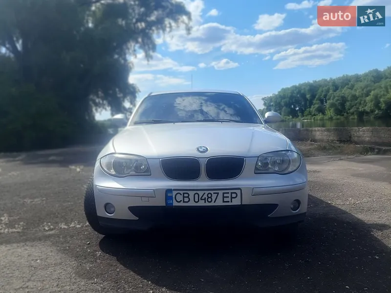 BMW 1 Series 2005