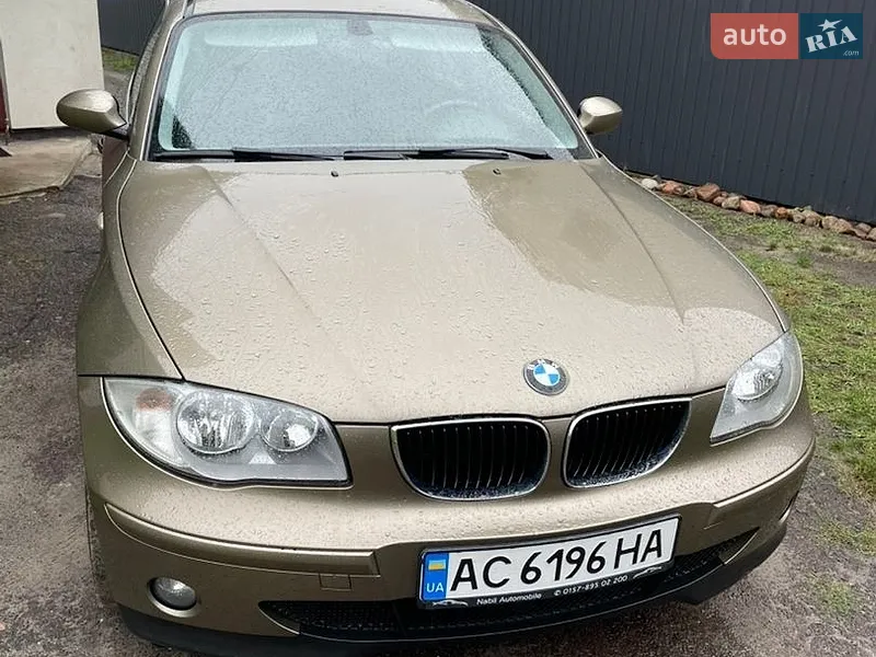 BMW 1 Series 2005