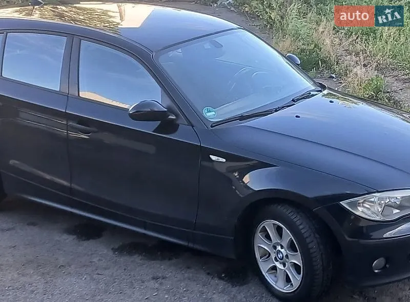 BMW 1 Series 2005