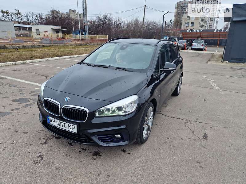 Мікровен BMW 2 Series Active Tourer