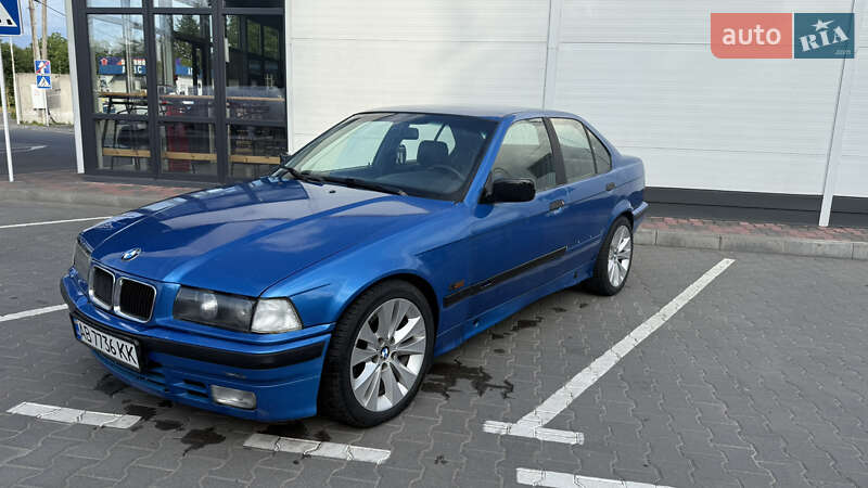 Седан BMW 3 Series Compact