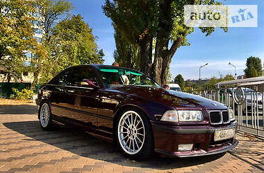 BMW 3 Series i 1993