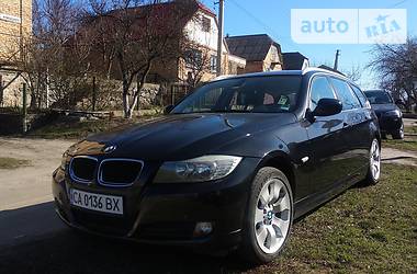 BMW 3 Series  2010