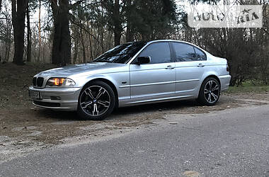 BMW 3 Series  2001