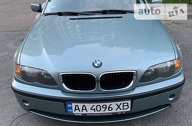 BMW 3 Series  2003