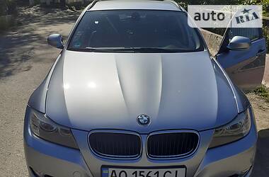 BMW 3 Series  2011