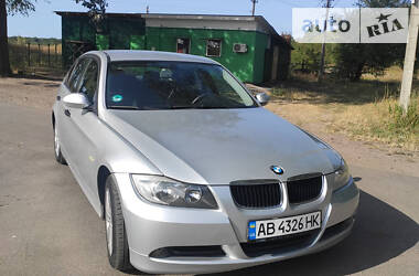 BMW 3 Series  2005