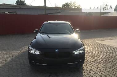 BMW 3 Series 320i xDrive 2017