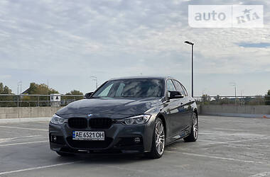 BMW 3 Series  2016