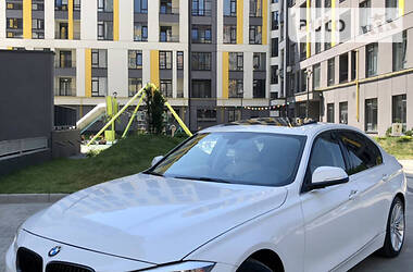 BMW 3 Series LUXURY 2013