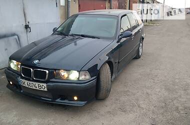 BMW 3 Series  1998