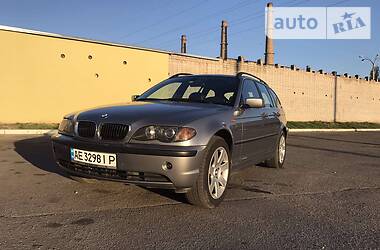 BMW 3 Series  2004