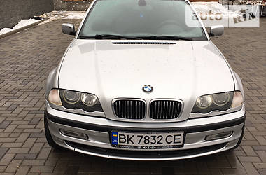 BMW 3 Series  2000