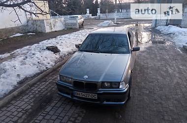 BMW 3 Series  1990