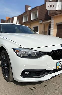 BMW 3 Series  2017