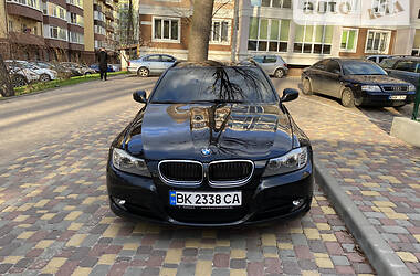 BMW 3 Series E91 2010