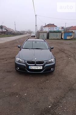 BMW 3 Series  2009