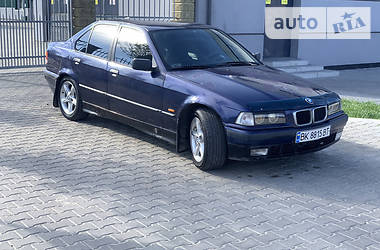 BMW 3 Series  1998