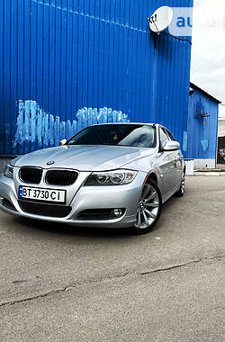 BMW 3 Series  2010