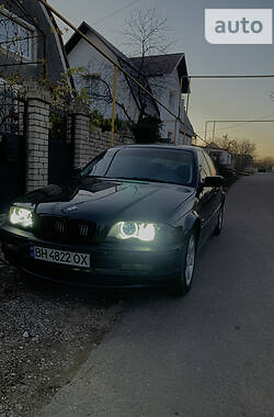 BMW 3 Series  1999