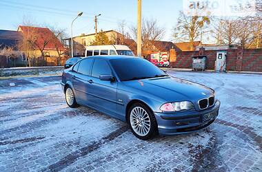 BMW 3 Series  2000