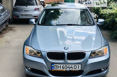 BMW 3 Series  2010