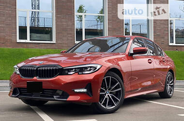 BMW 3 Series  2019