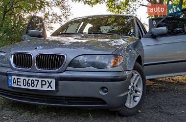 BMW 3 Series  2003
