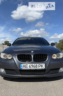 BMW 3 Series 330i Coupe 2008