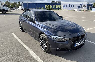 BMW 3 Series  2016