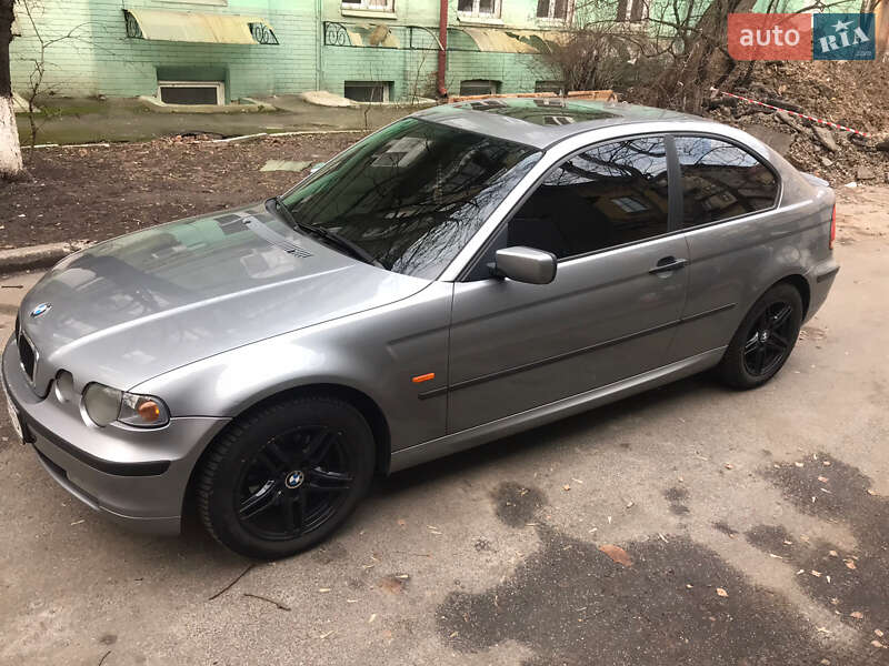 Хетчбек BMW 3 Series