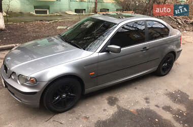 BMW 3 Series  2004