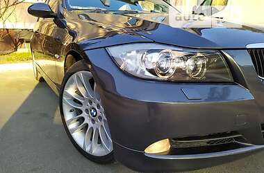 BMW 3 Series  2005