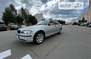 BMW 3 Series i 2004