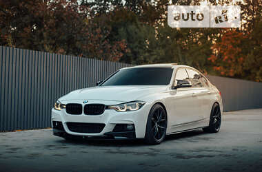 BMW 3 Series  2012