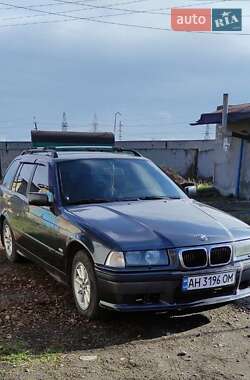 BMW 3 Series  1999