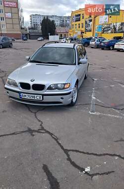 BMW 3 Series  2004