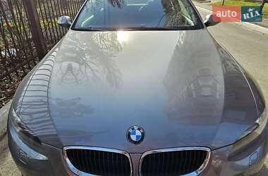 BMW 3 Series  2009