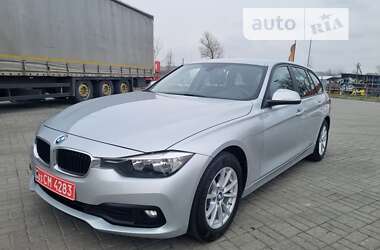 BMW 3 Series  2017