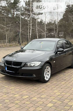 BMW 3 Series  2005