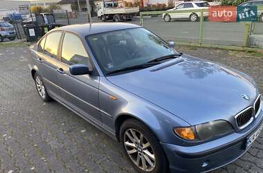 BMW 3 Series  2003