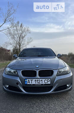 BMW 3 Series  2010